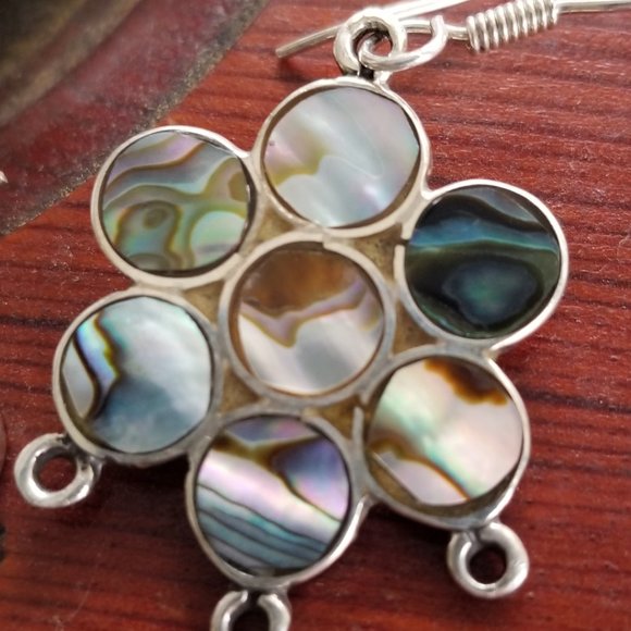 Abalone Shell Dangle Earrings Floral Shaped 925 Silver 1" - Picture 6 of 9